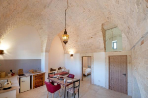 Lamia Mari'- Aia Piccola Alberobello